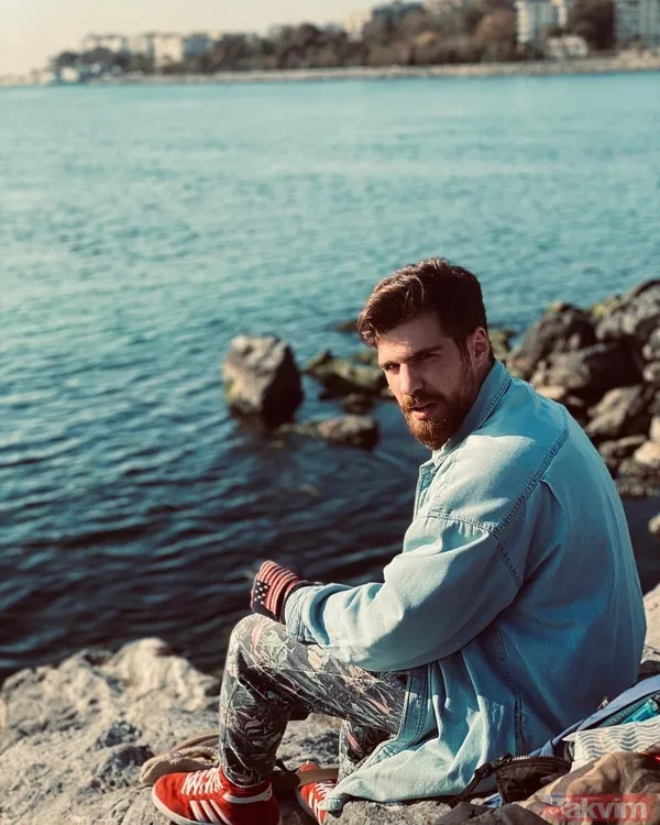 Üç Kız Kardeş'in Somer'i Berker Güven'in gerçek aşkı o ünlü oyuncu çıktı! Yaşça büyük sevgilisi meğer... - 2