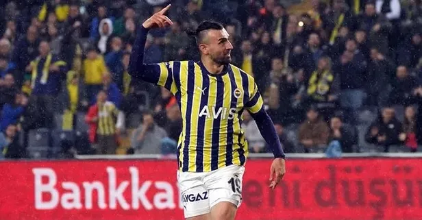 Fenerbahçe konuk ettiği Kayserispor'u farklı yendi: Golleri Emre Mor Serdar Dursun ve Arda Güler attı