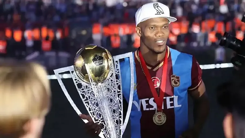 trabzonspor-transfere-doymuyor-5-isim-aciklandi-6inci-isim-de-duyurulacak-3-yildiz-daha-yolda-1719241632841.jpeg Trabzonspor transfere doymuyor! 5 isim açıklandı 6'ıncı da duyurulacak... 3 yıldız daha yolda-3