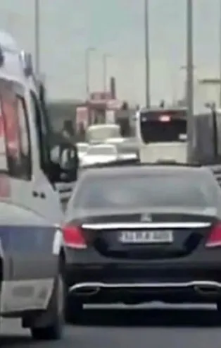 Ambulansa yol vermeyerek tepki çeken Muhammed Efkan Yetişmiş bu kez TEM'de kazaya neden oldu