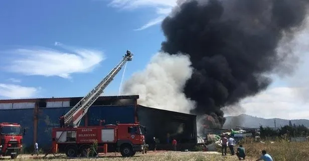 Bartin Da Ayakkabi Fabrikasinda Yangin Takvim