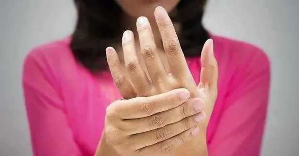 Elde uyuşma ve karıncalanma varsa dikkat! Karpal tünel sendromunun habercisi olabilir