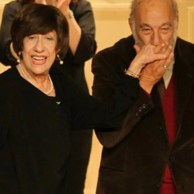 Başka Bir Gün'ün Güngör'ü meğer bir dönem Yeşilçam yıldızıyla evliymiş! Nur Sürer'in eski eşi bakın kim... - 6