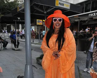 Bülent Ersoy böyle çıktı