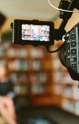 Oyuncu olmayı beklerken dolandırıldılar! 3 adrese eş zamanlı baskın: 6 şüpheli yakalandı