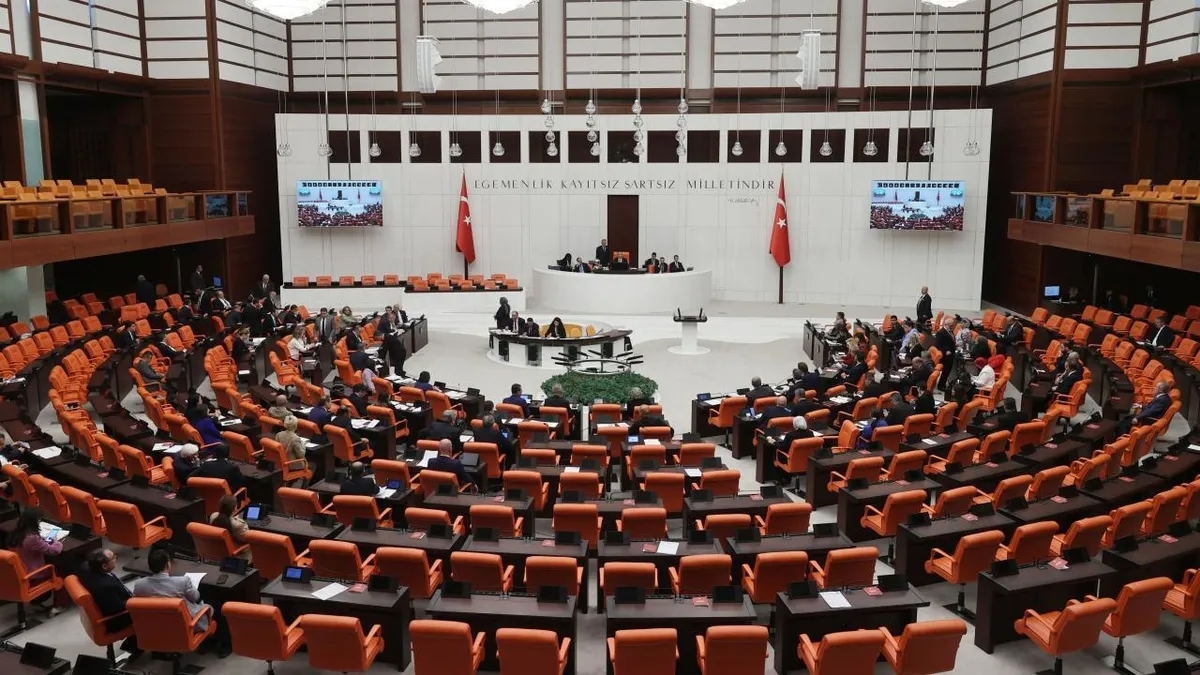 Kamuda tasarruf tedbirlerinin yasal altyapısı tamam! Üst sınırı aşan ödemeler bütçeye aktarılacak