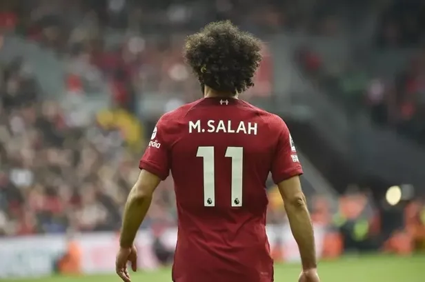 Bir uçak daha iniyor: Havalimanı dolup taşacak! Yüzyılın transferi Mohamed Salah!-4