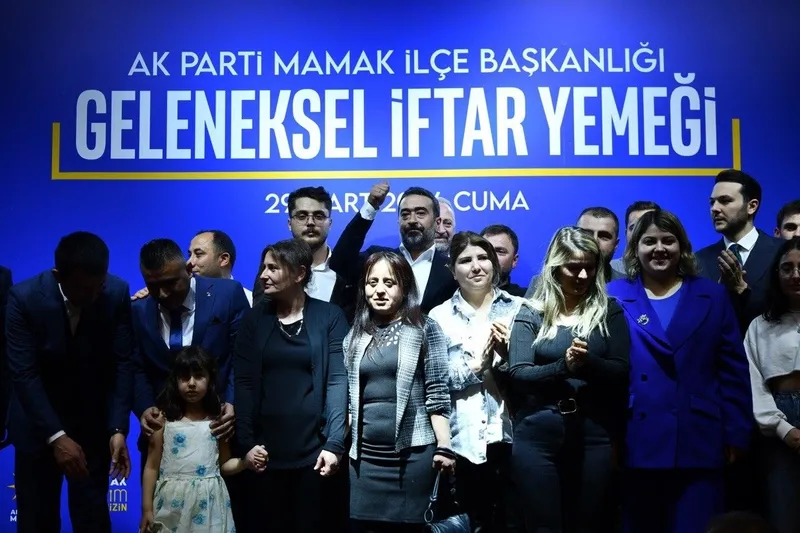 chpye-soguk-dus-ankara-mamakta-secime-saatler-kala-50-uye-ak-partiye-katilarak-destegini-acikladi-1711744939693.jpeg