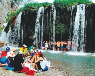Şelalede facia