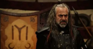 Kuruluş Osmanın Balgayı Yurdaer Okurun eşi Dilara Yalçın Okur güzelliğiyle hayran bıraktı! Meğer o da oyuncuymuş