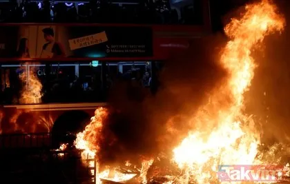 Hong Kong’da gerilim tırmanıyor! Sokaklar yangın yeri