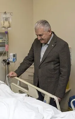 Başbakan Yıldırım'dan sürpriz ziyaret