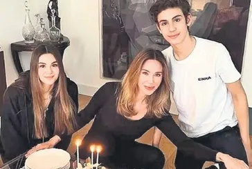 Demet Şener’den kadınlara mesaj