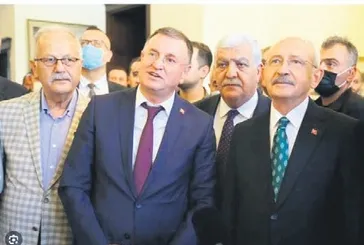 CHP'de  39. olağan kurultay öncesi Lütfü Savaş ve delegeler şaibeli seçim için mahkemeye başvurdu
