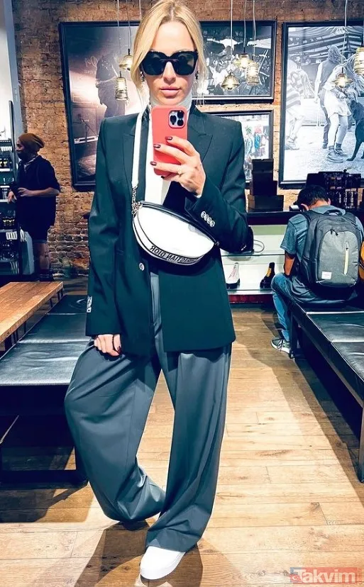 Mehmet Dinçerler ile evlenen Hadise'nin düğününden ilk kareler ortaya çıkmıştı! Demet Akalın'dan tebrik mesajı: "Bayan Dinçerler..." - 31