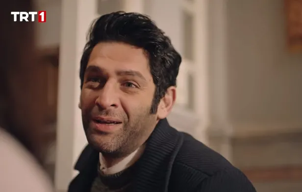 aniden-birakip-gitmisti-apar-topar-geri-dondu-masumlar-apartmaninda-yuzlerde-guller-actiracak-gelisme-boyle-paylasildi-1634116787756.jpg Aniden bırakıp gitmişti apar topar geri döndü! Masumlar Apartmanı'nda yüzlerde güller açtıracak gelişme böyle paylaşıldı-7