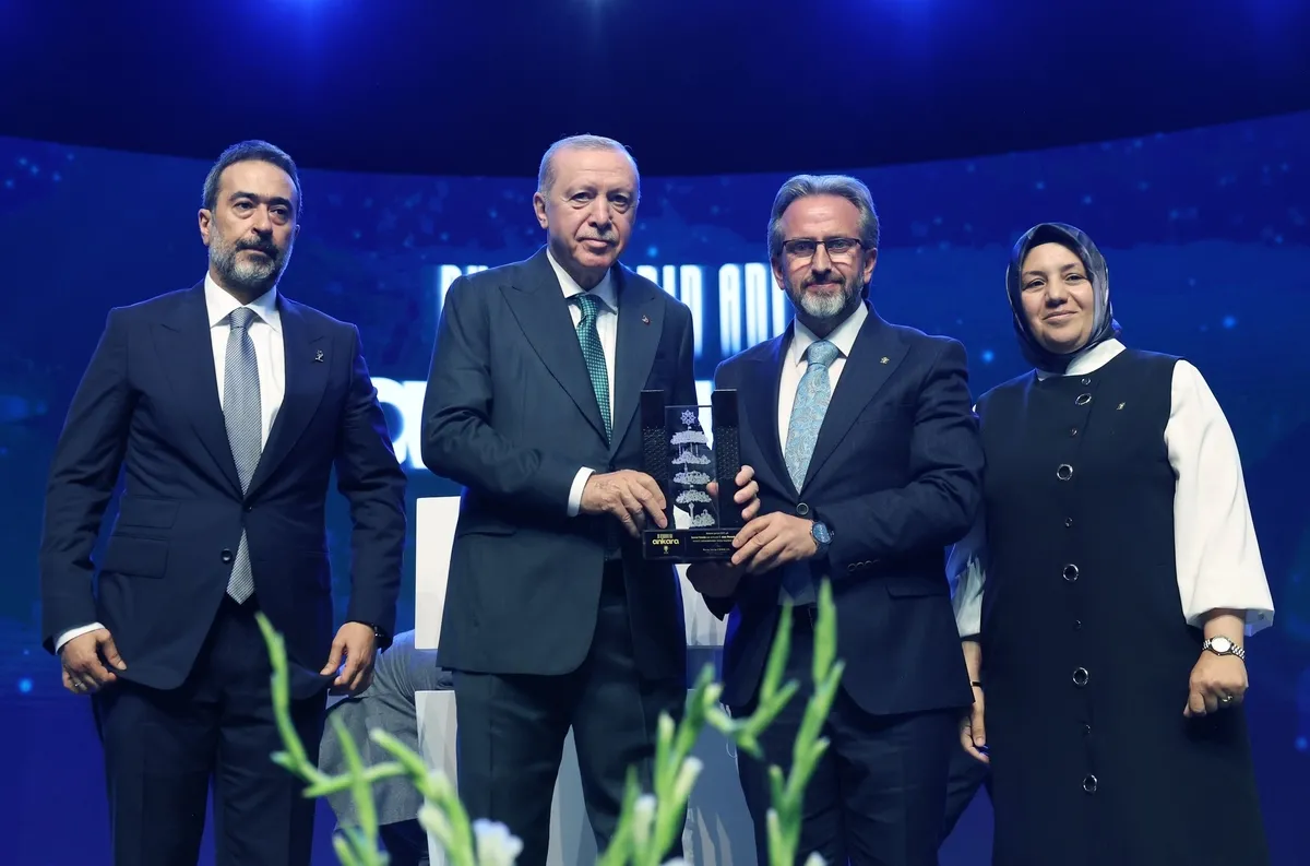 CHP'de vizyon sorunu kronik! Başkan Erdoğan'dan başkentte tarihi mesajlar: "Adımızı şanla nakşettirdik"-2