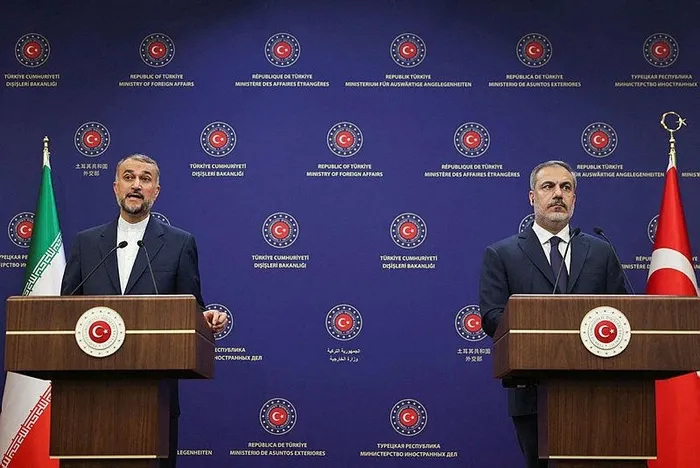 ankarada-gazze-zirvesi-disisleri-bakani-hakan-fidan-ve-abdullahiyandan-onemli-aciklamalar-iran-cumhurbaskani-t-1698843648534.jpeg Ankara'da 'Gazze' zirvesi! Dışişleri Bakanı Hakan Fidan ve Abdullahiyan'dan önemli açıklamalar: İran Cumhurbaşkanı Türkiye'ye geliyor-6