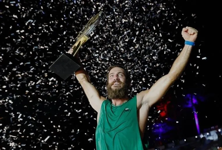 survivor-2025-kadrosu-icin-akillara-gelmeyecek-isim-simdiden-konusulmaya-baslandi-meger-2017-yilinin-1721916925654.jpg Şimdiden konuşulmaya başlandı! Survivor 2025 kadrosu için akıllara gelmeyecek isim! Meğer 2017 yılının...-2