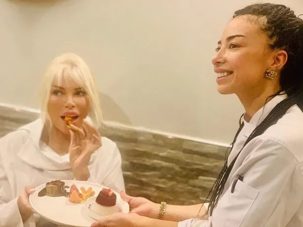 Masterchef Burcu Önal'ı gören anne babalar çocukların gözlerini kapatıyor yapma bunu Burcu! Ajda Pekkan gerçeği şaşırtan Burcu...-9