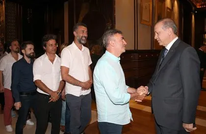 Erdoğan ünlü isimleri Külliye’de kabul etti