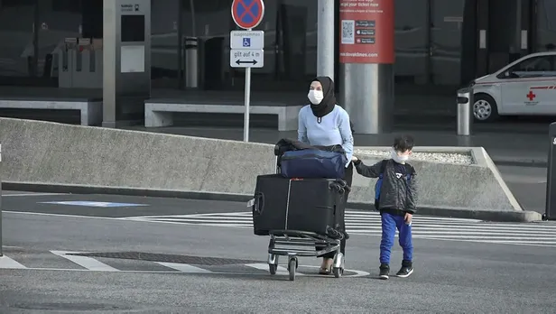 Yaşadıkları ülkelere dönen Türk gurbetçiler bin pişman! "Türkiye'den döndüğümüze pişmanız"-1