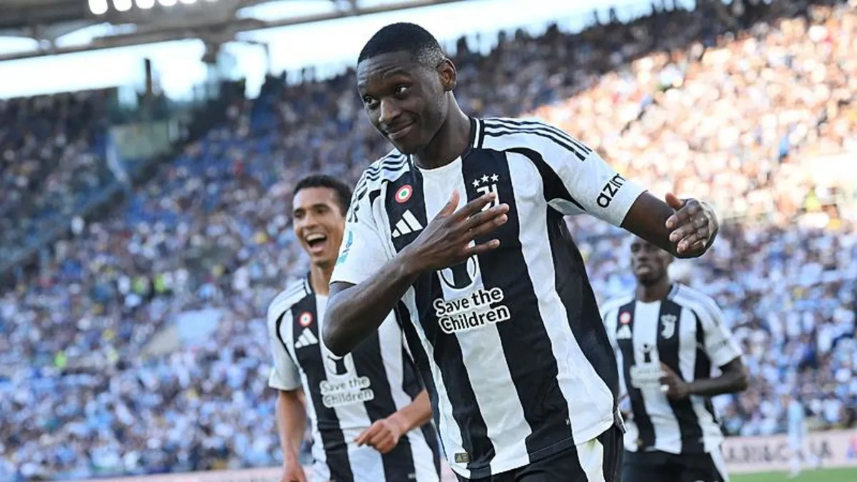 Fenerbahçe'de Kolo Muani sesleri!