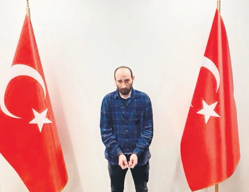 Bir paket daha geldi