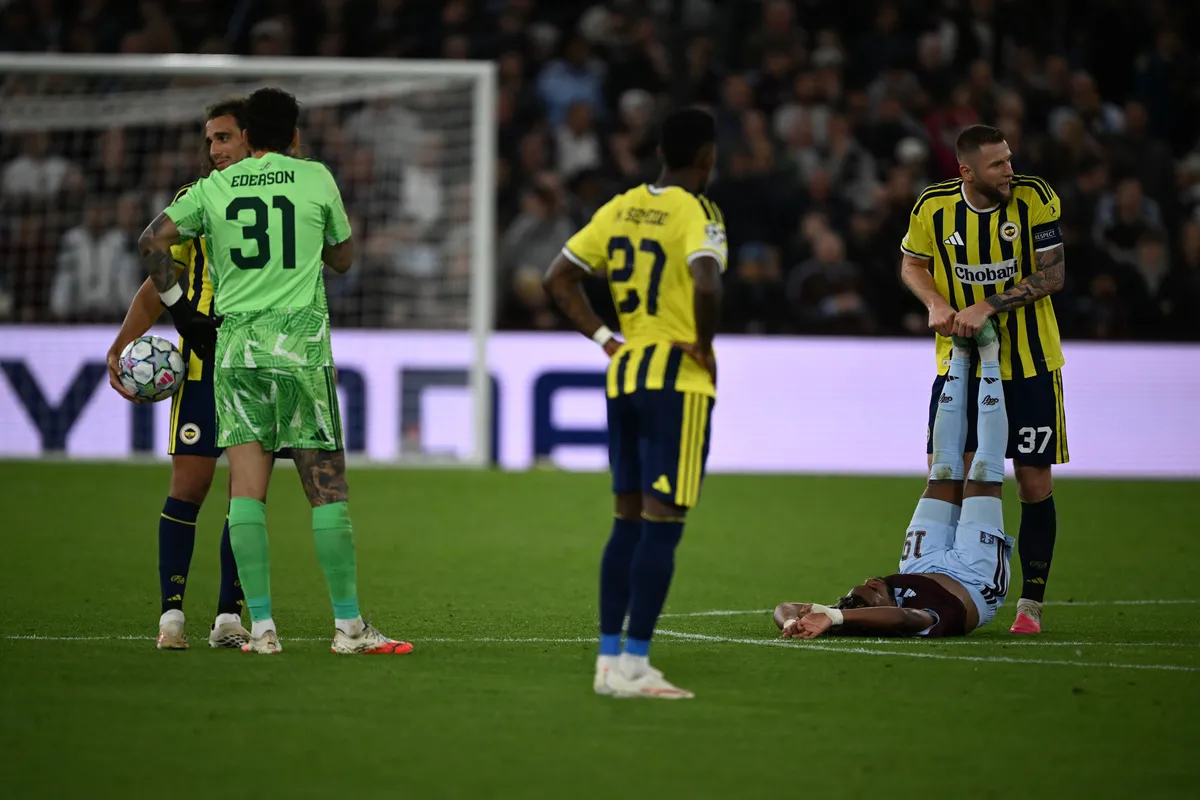 fenerbahce-alanyaspor-super-lig-maci-1792149890421.jpg Fenerbahçe hezimeti unutturmak istiyor! İsmail Kartal'dan Asensio kararı: Alanyaspor maçı 11'inde sürpriz-3