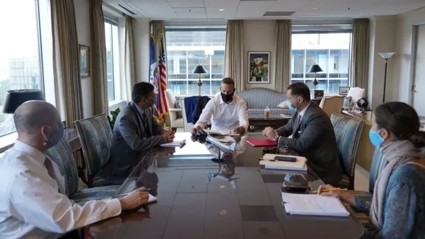 yunanistan-ikinci-stratejik-limanini-da-elinden-cikariyor-1602143645423.jpg Yunanistan ikinci stratejik limanını da elinden çıkarıyor-2