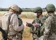 Son dakika: İdlib’deki M4 Karayolunda 13’üncü Türk-Rus Birleşik Kara Devriyesi icra edildi