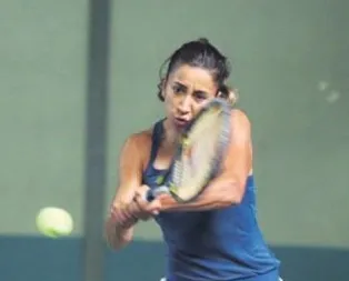 Çağla Büyükakçay ilk turda safdışı kaldı