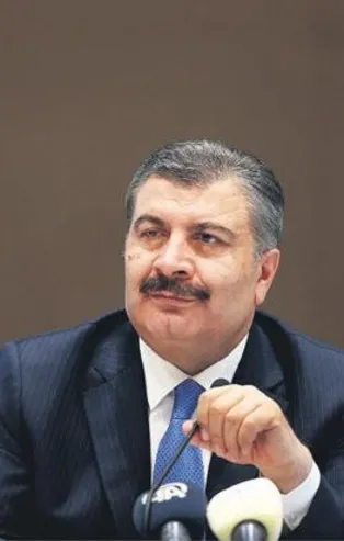 Sağlık Bakanı Fahrettin Koca: Gençler sınavda biz evdeyiz
