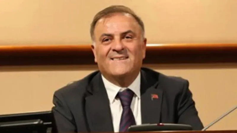 İBB başkan vekaletine getirilen Nuri Aslan (X)