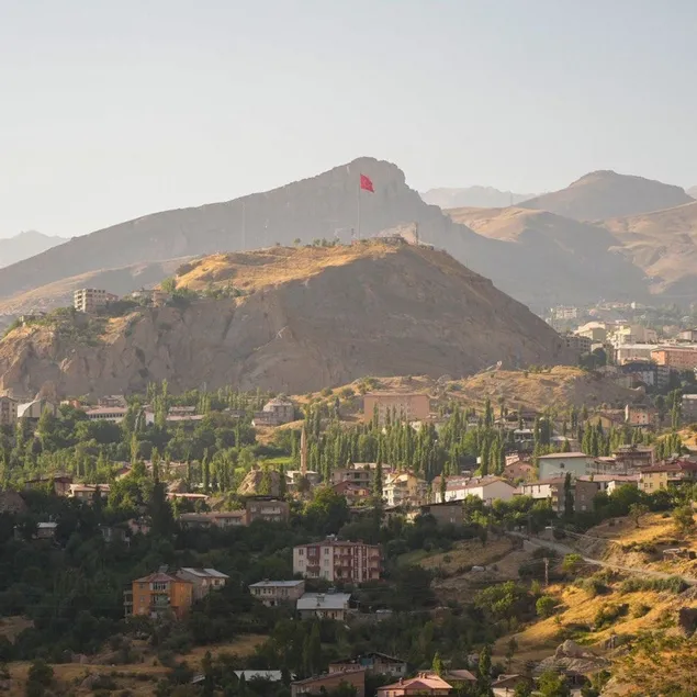 Hakkari yıllar sonra kültür sanatla buluşuyor
