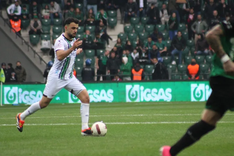 tff-1-ligde-kader-maci-kocaelispor-sakaryaspor-canli-1715438354606.jpeg TFF 1. Lig'de sezon sona erdi! İşte play-off eşleşmeleri ve küme düşen takımlar-3