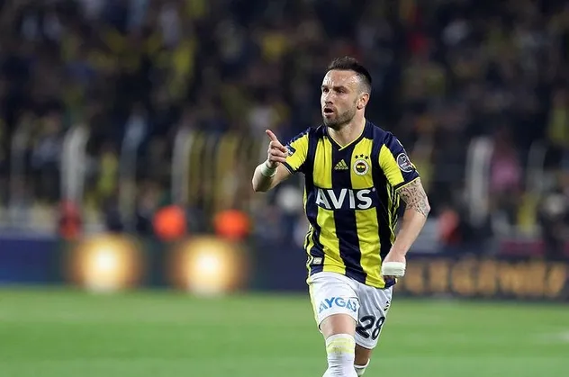 Olympiakos Başkanı açıkladı: Fenerbahçeli yıldız Mathieu Valbuena ile anlaştık