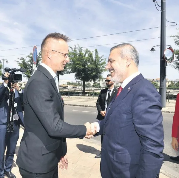 16-yasinda-anne-katili-oldu-samsunda-annesini-tabancayla-oldurdu-bir-anlik-ofkenin-sonucu-dedi-1690671630753.jpeg 16 yaşında anne katili oldu! Samsun'da annesini tabancayla öldürdü: "Bir anlık öfkenin sonucu" dedi-11