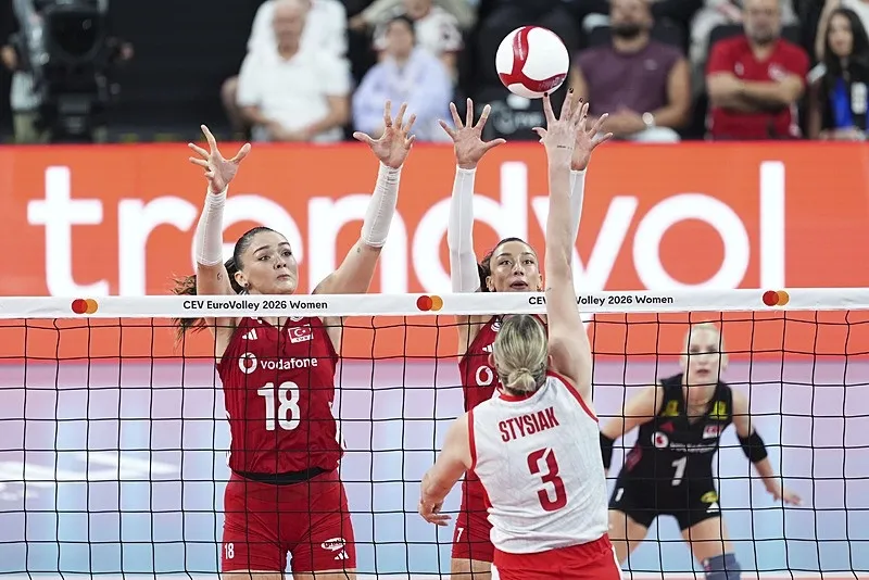 turkiye-polonya-voleybol-maci-cev-kadinlar-avrupa-voleybol-sampiyonasi-1787937135678.jpeg Filenin Sultanları karar setinde mağlup oldu: Türkiye-Polonya maçı set sonuçları-2
