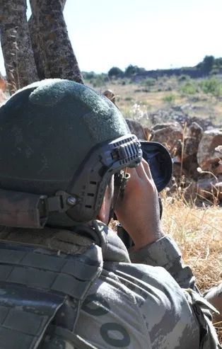 Son dakika: Sızma ve saldırı girişimlerinde bulunan teröristler etkisiz hale getirildi!