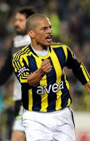SON DAKİKA: Fenerbahçe efsanesi Alex de Souza yeşil sahalara geri dönüyor: Yeni takımı belli oldu