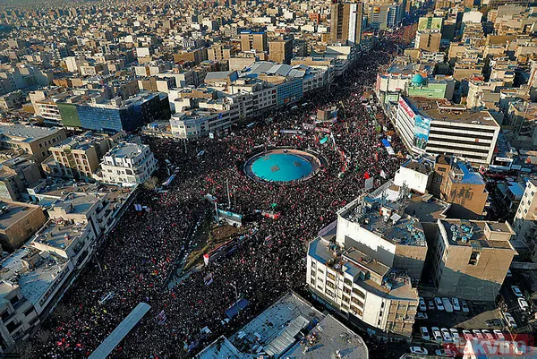 Süleymani'nin cenaze töreni izdiham nedeniyle ertelendi! Onlarca ölü ve yaralı var - 23