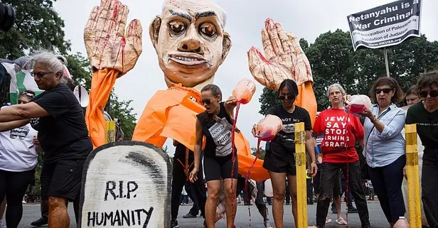 Beyaz Saray önünde Gazze'ye destek! Biden ile görüşen Netanyahu protesto edildi