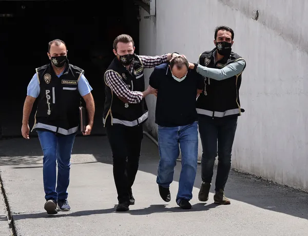 fetonun-demokratik-kongo-cumhuriyeti-imami-ibrahim-tatarin-5-yildir-gsm-hatti-kullanmadigi-tespit-edildi-1620221498088.jpg FETÖ'nün Demokratik Kongo Cumhuriyeti imamı İbrahim Tatar'ın 5 yıldır GSM hattı kullanmadığı tespit edildi-2