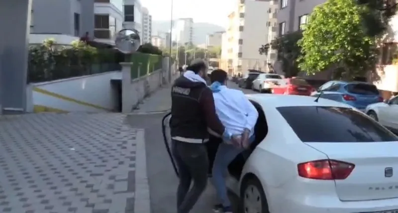 Bursa merkezli 13 ilde MAHSEN-46 operasyonu: 3 ayrı organize suç örgütü çökertildi elebaşları yakalandı-5