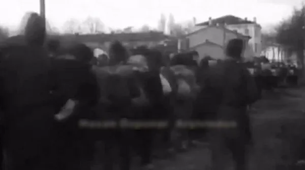 Yunan askerlerin esir alındığı görüntüler çıktı-1