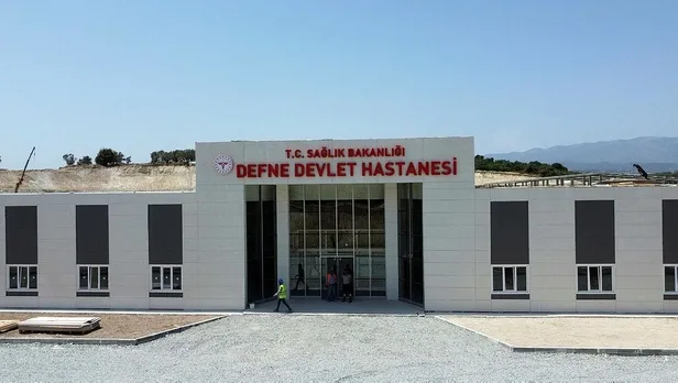 defne-devlet-hastanesi-icin-geri-sayim-baskan-erdogan-acilisi-yapacak-meral-aksener-gel-gor-1684495624340.jpeg Defne Devlet Hastanesi için geri sayım! Başkan Erdoğan açılışı yapacak... Meral Akşener gel gör-2