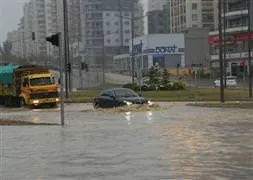 Meteorolojiden kuvvetli yağış uyarısı