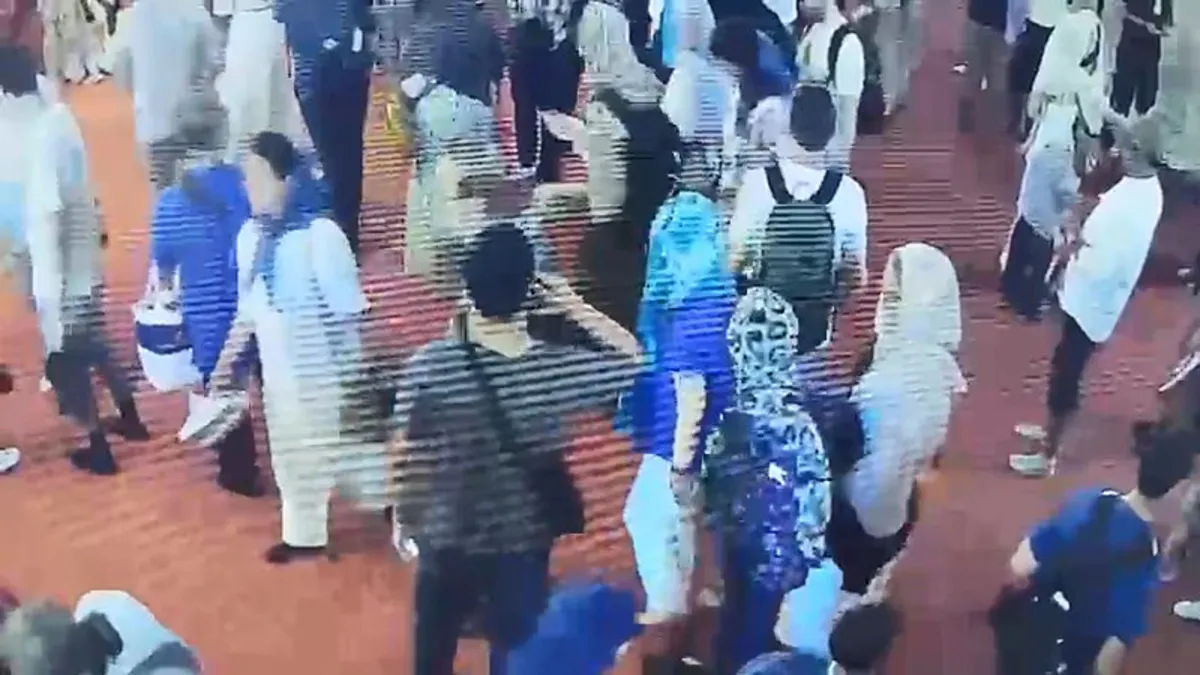 Sultanahmet’te turist turisti soydu: Polis yakaladı!