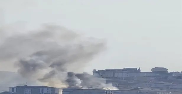 Avcılar'da 8 katlı binanın çatısında yangın! İtfaiye ekiplerinin müdahalesiyle söndürüldü